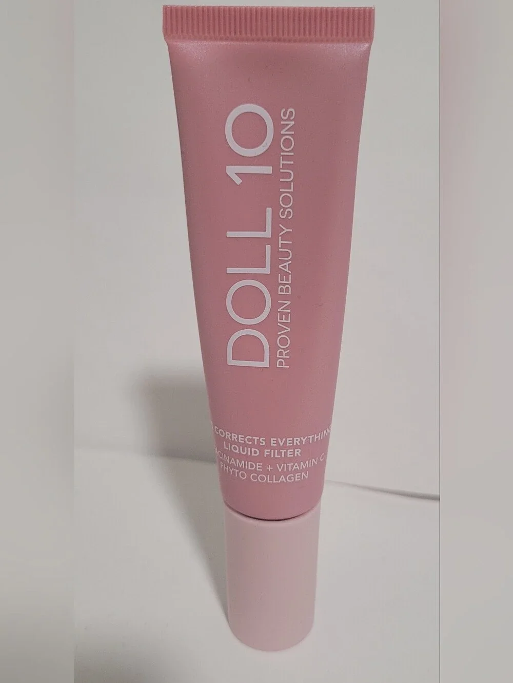 Doll 10 This Corrects Everything Liquid Filter Makeup In Color Medium ❤️ NWO Box